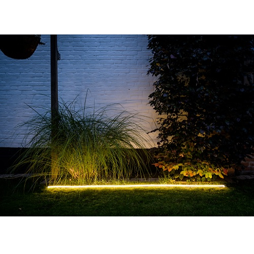 Outdoor Flex Light Colour sfeer tuin