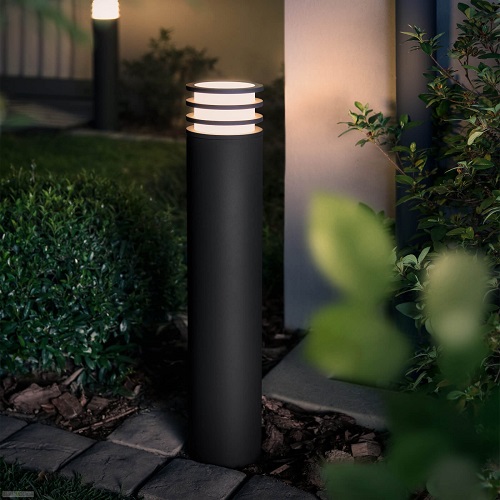 Philips Hue Outdoor Lucca Sokkellamp